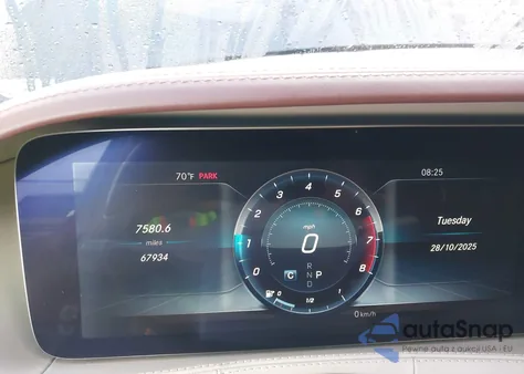 2018 Mercedes-Benz S 560 z USA, uszkodzony, nr VIN WDDUG8DB3JA371856